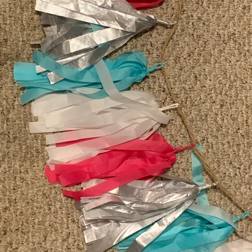 ✨✨✨Tri-Color Decorative Garland! ✨✨✨ - Picture 12 of 13